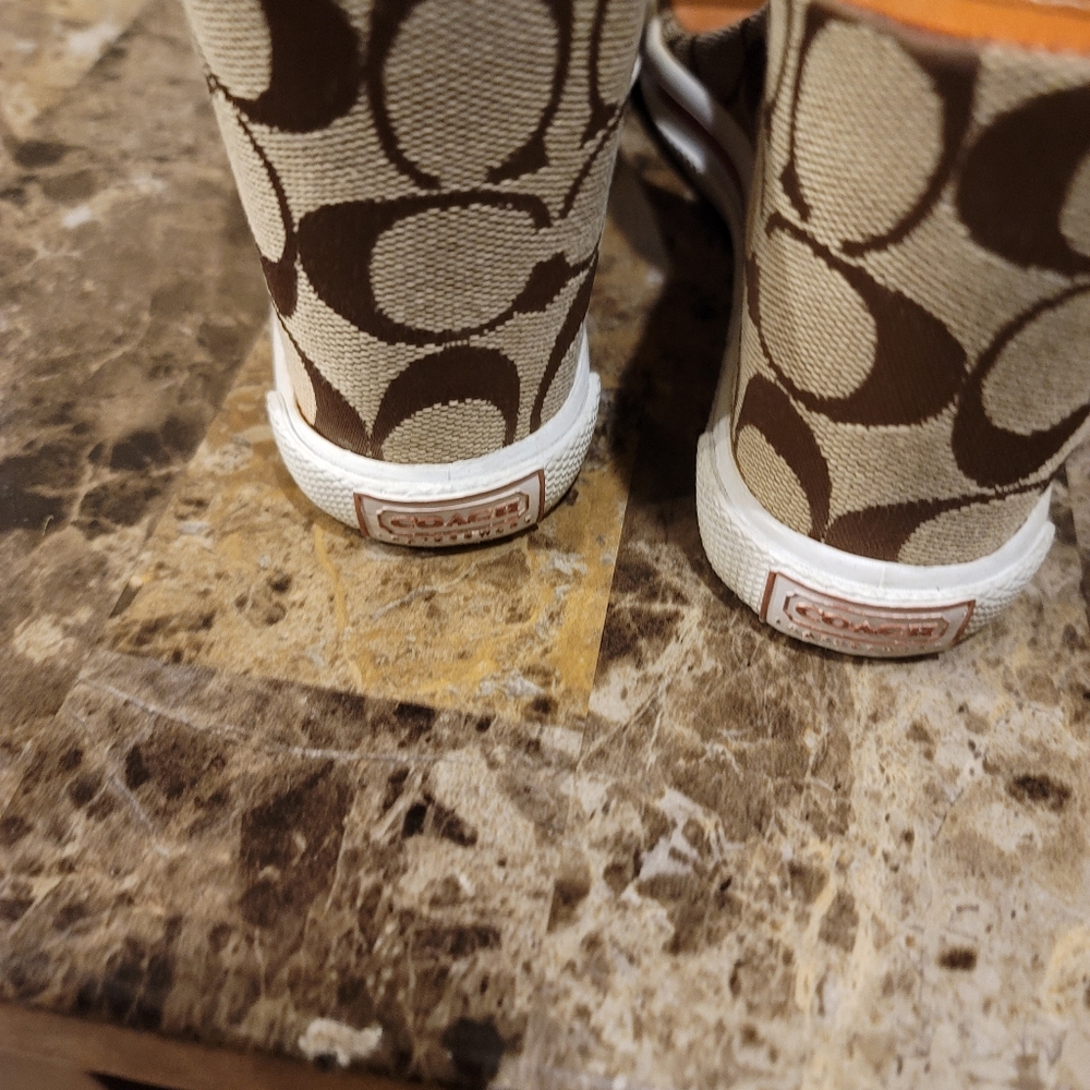 Shoes - Picture 6 of 6